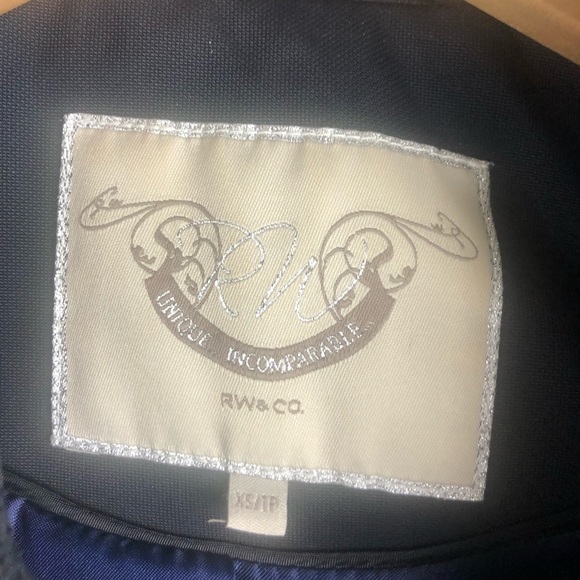 RW&CO  black trench coat fully lined with faux Leather trim - Picture 6 of 9